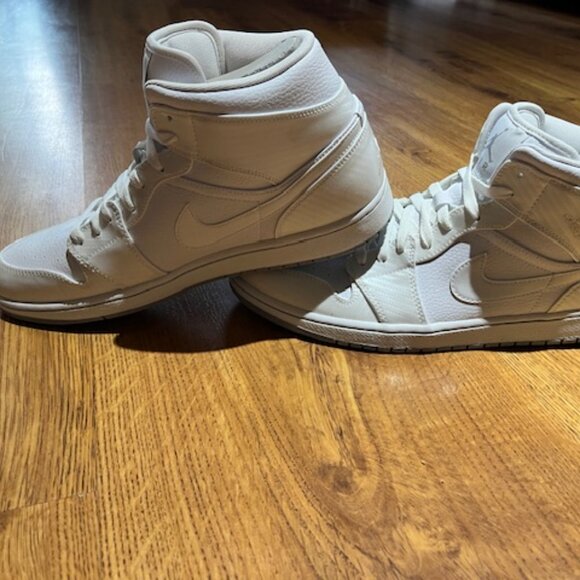 2011 Air Jordan 1 Phat White Wolf Grey main image 8